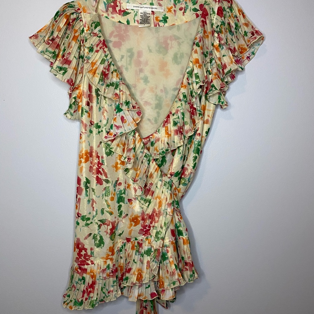 Diane Von Furstenberg floral wrap top